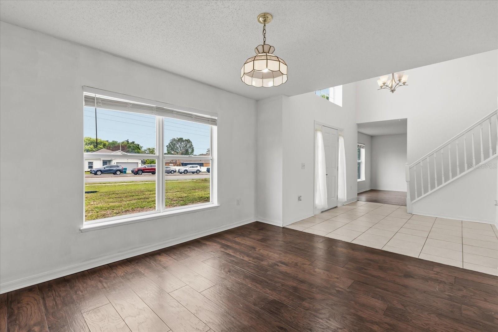 Image 9 of 46 For 1780 Howland Boulevard