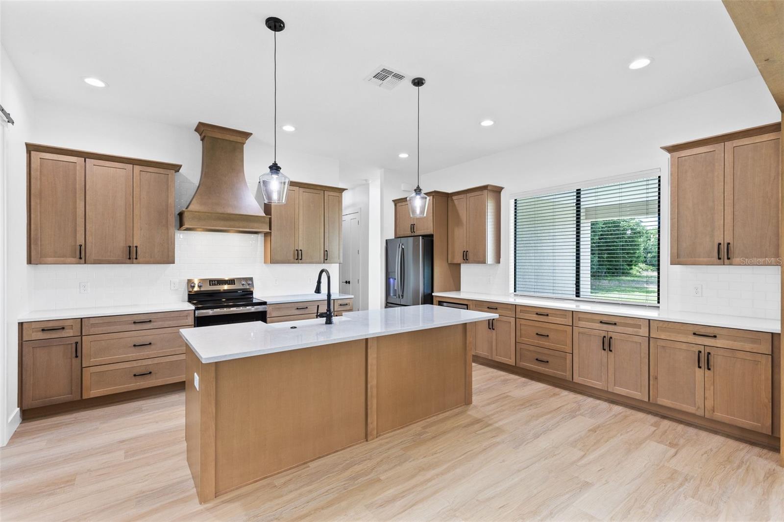 Image 12 of 40 For 1290 Whitman Lane