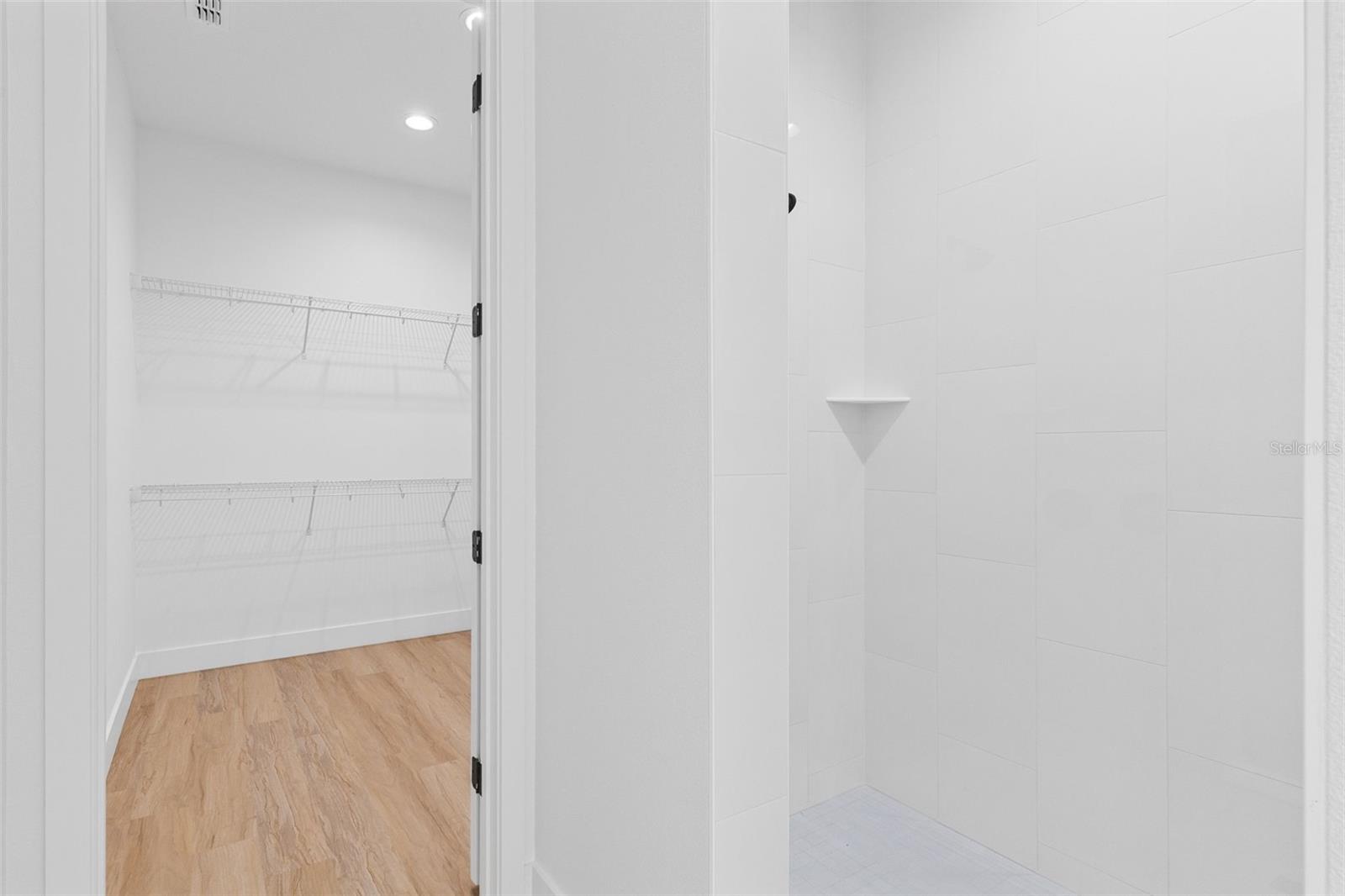 Image 23 of 40 For 1290 Whitman Lane