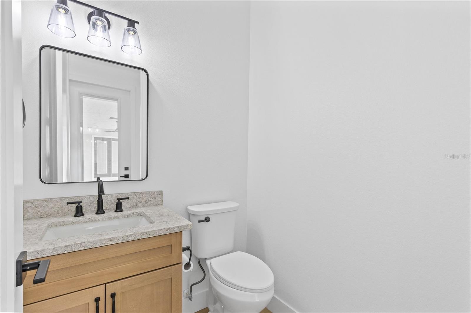 Image 29 of 40 For 1290 Whitman Lane