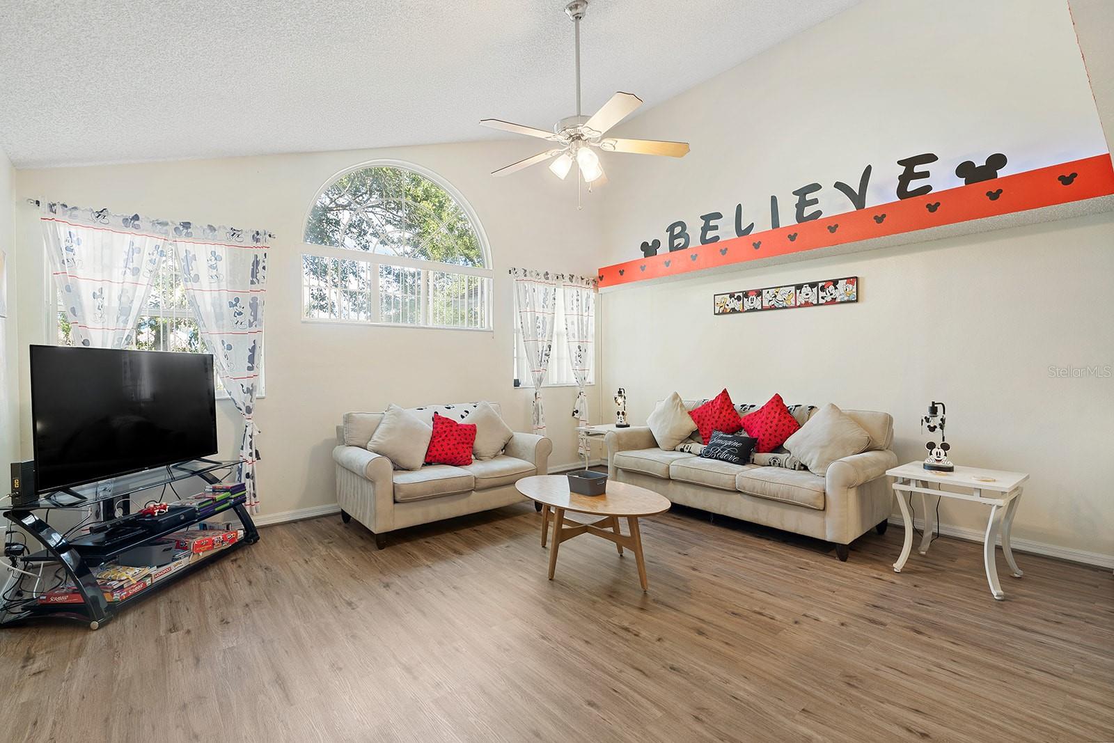 Image 3 of 15 For 2735 Poinciana Boulevard 100