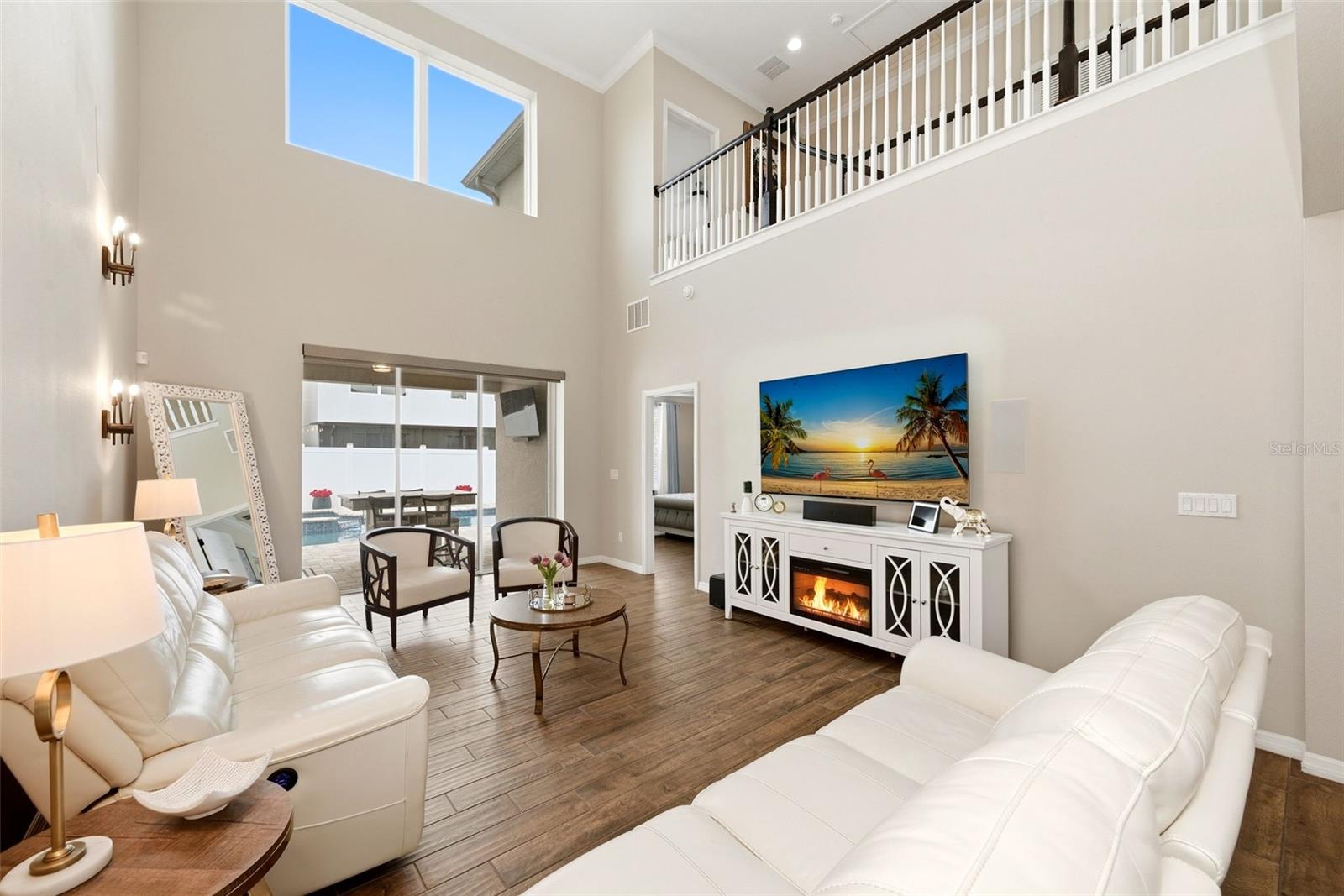 Image 21 of 58 For 2385 Dammar Street