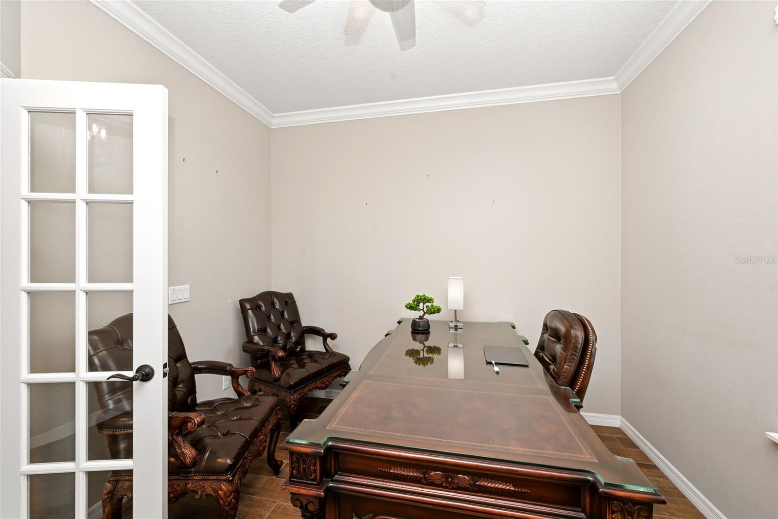 Image 24 of 58 For 2385 Dammar Street