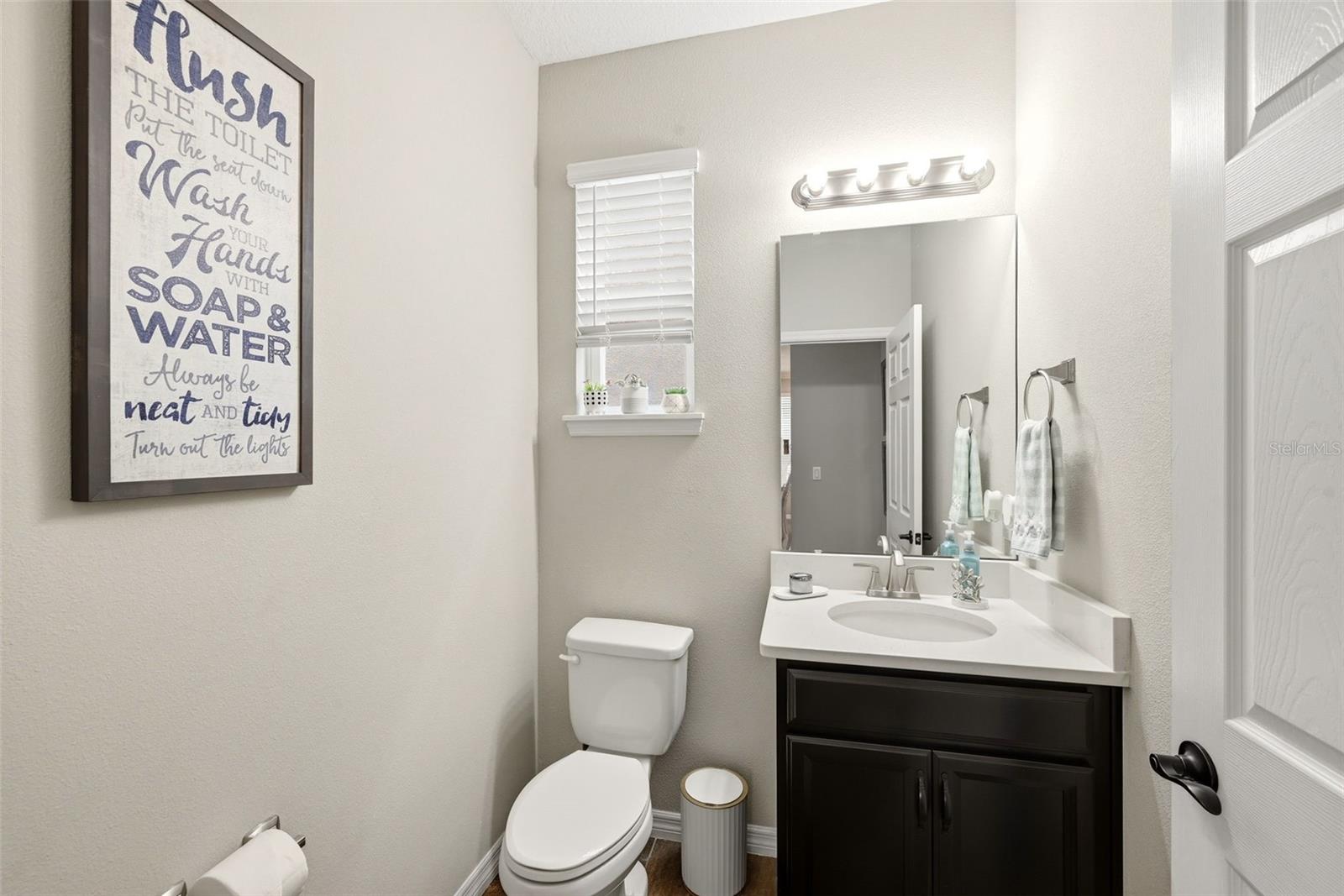 Image 26 of 58 For 2385 Dammar Street