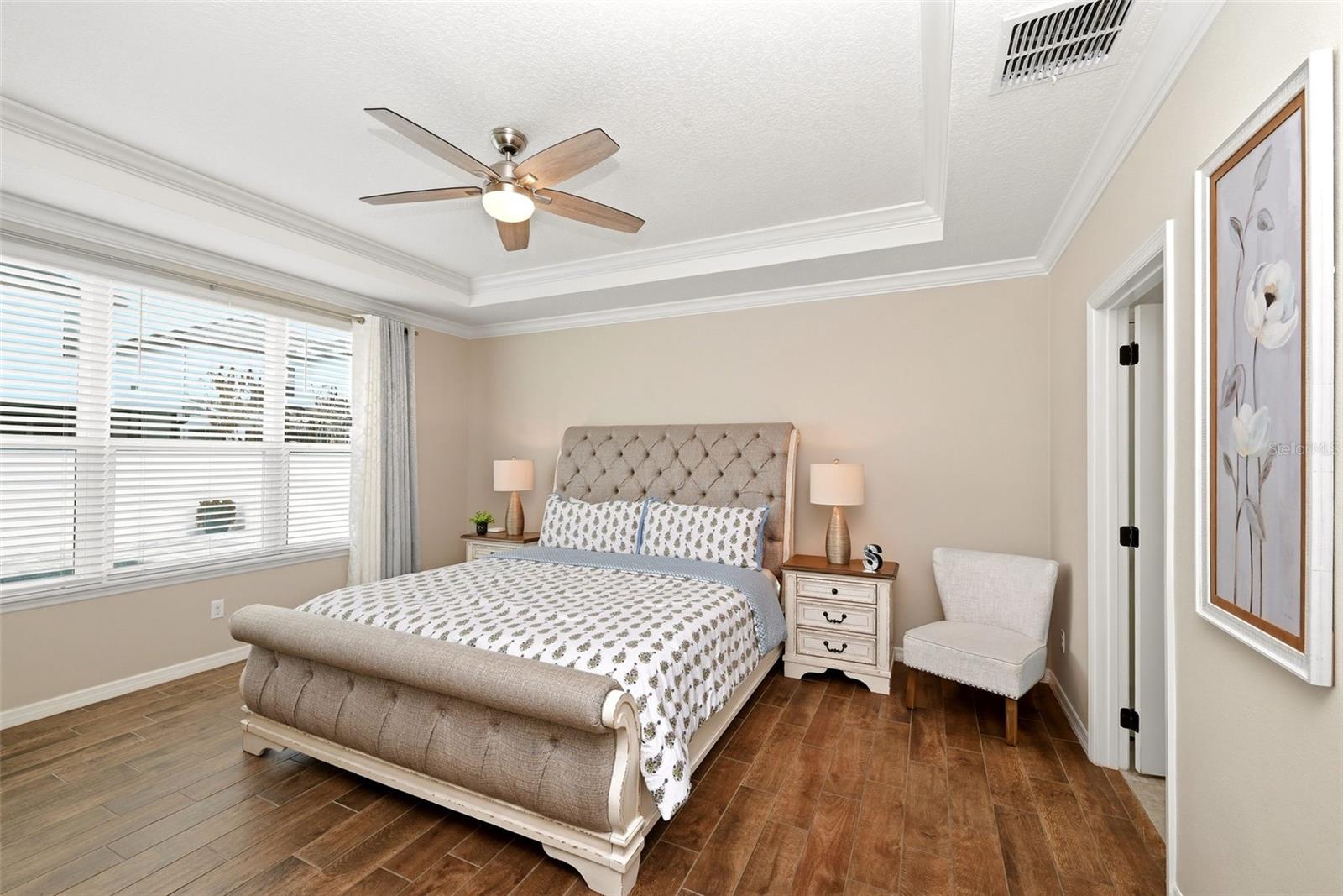 Image 31 of 58 For 2385 Dammar Street