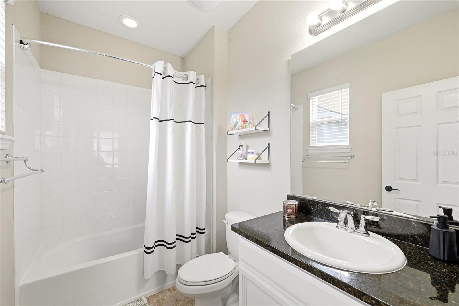 Image 40 of 58 For 2385 Dammar Street