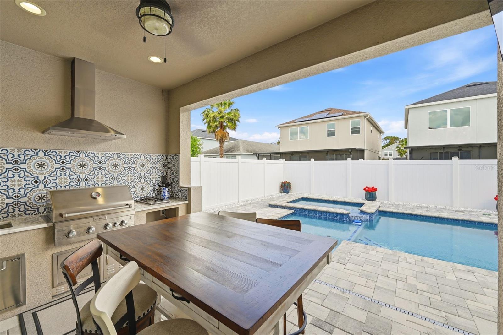 Image 43 of 58 For 2385 Dammar Street