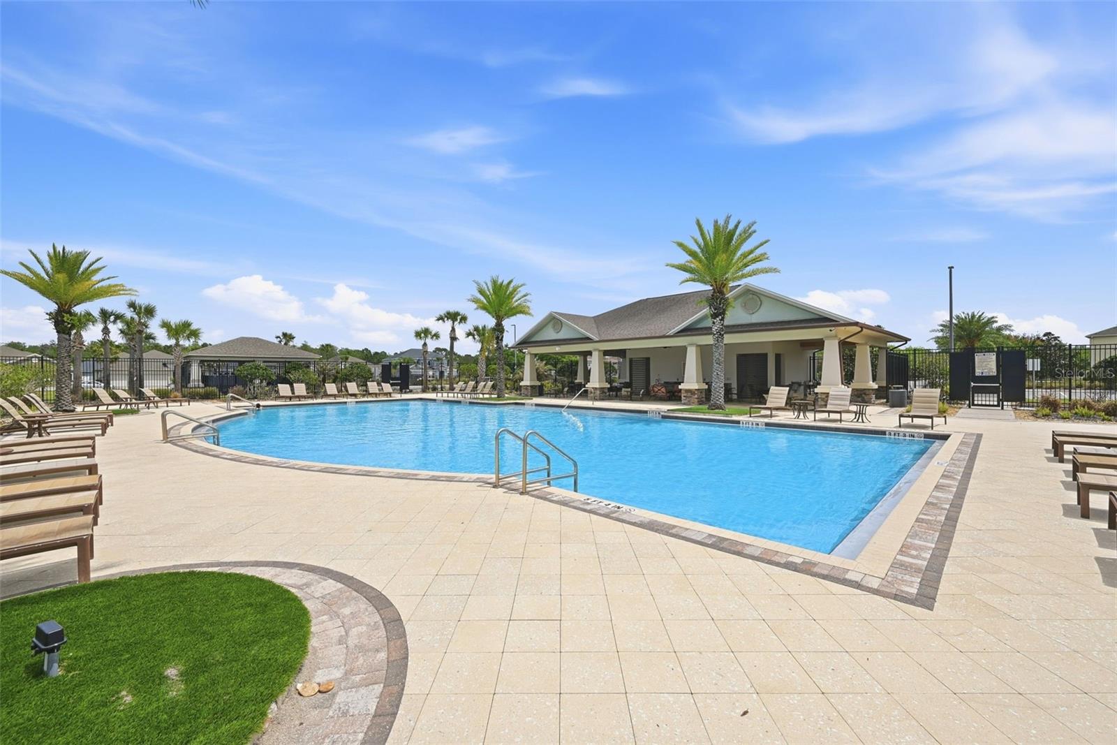 Image 56 of 58 For 2385 Dammar Street