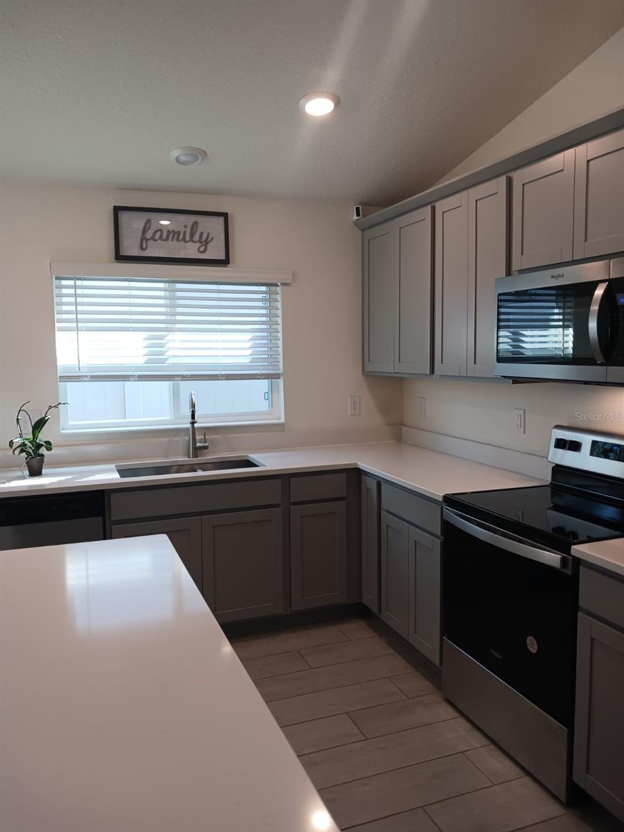 Image 4 of 15 For 16332 Winding Preserve Circle