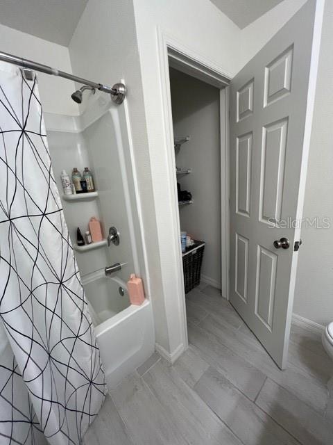 Image 8 of 15 For 16332 Winding Preserve Circle