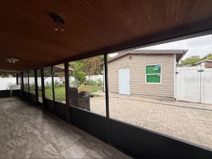 Image 9 of 12 For 2533 El Portal Avenue