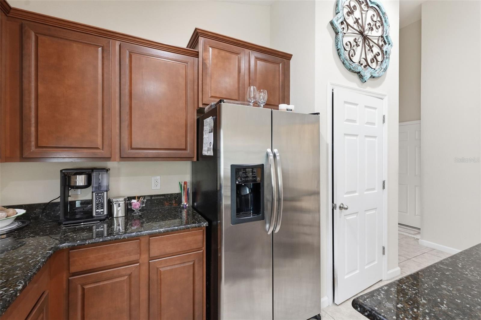 Listing photo id 20 for 5541 Extravagant Court