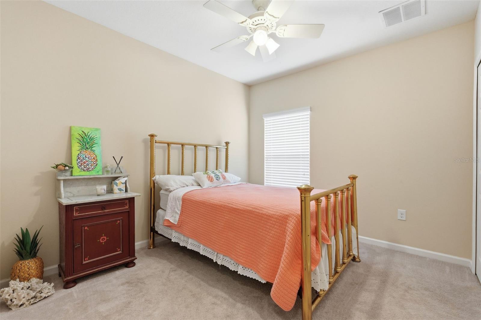 Listing photo id 30 for 5541 Extravagant Court