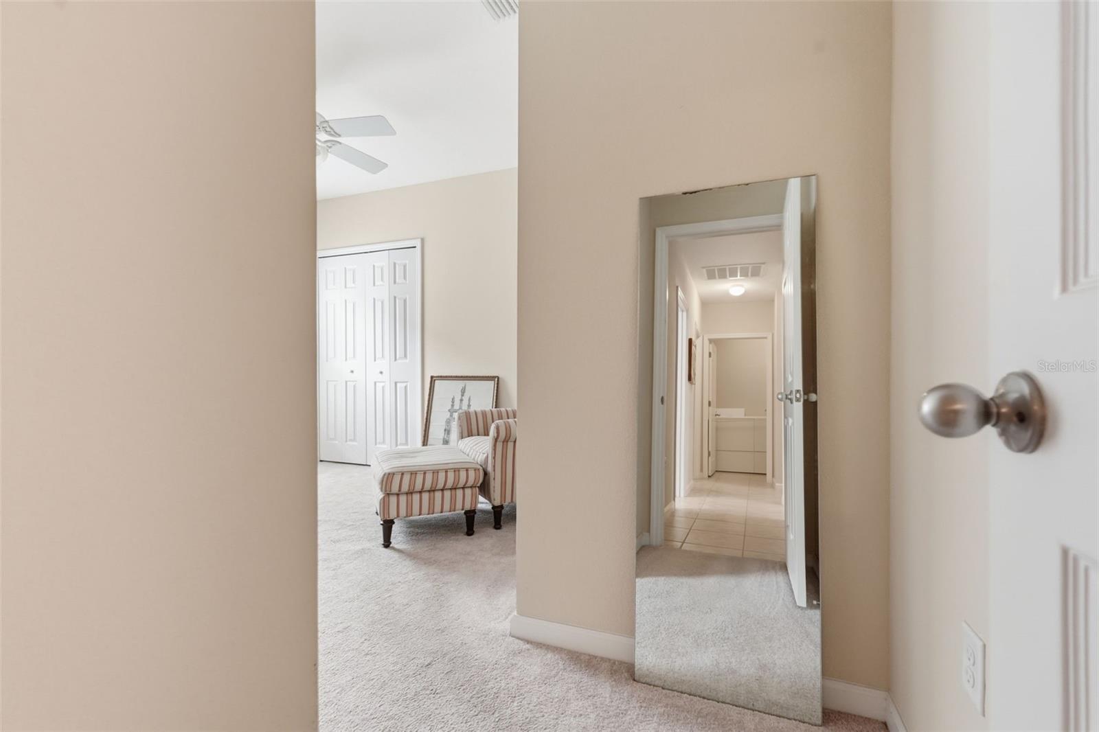 Listing photo id 37 for 5541 Extravagant Court