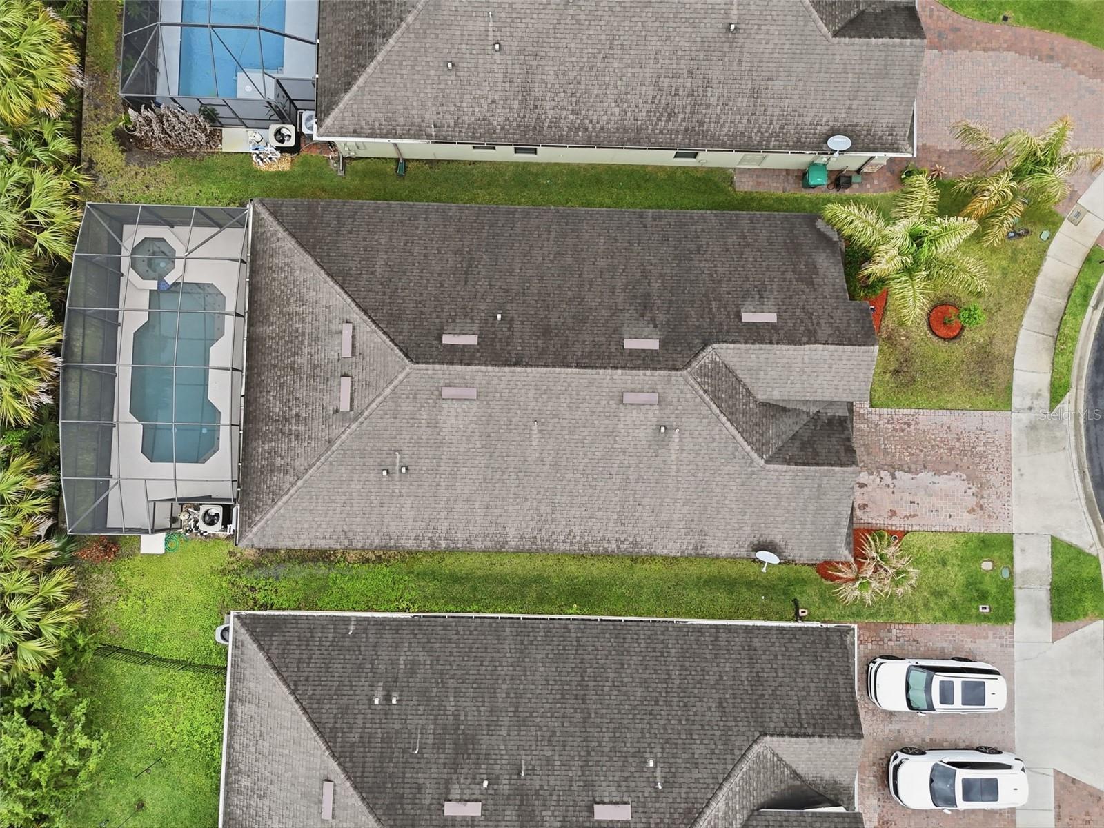 Listing photo id 39 for 5541 Extravagant Court