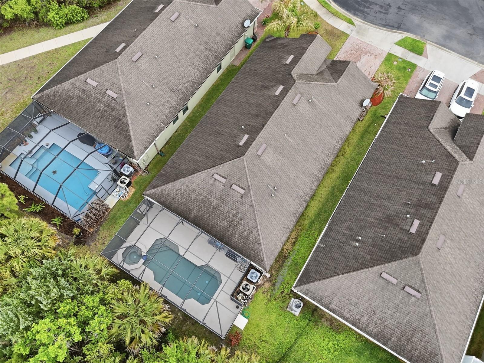 Listing photo id 41 for 5541 Extravagant Court