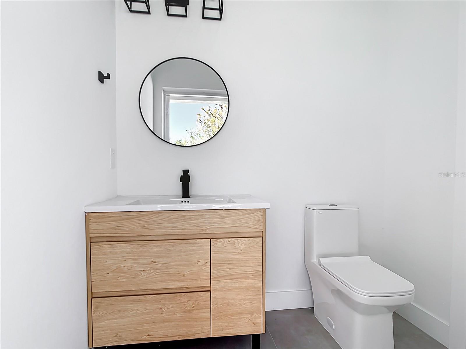 Image 15 of 34 For 174 Ingram Boulevard