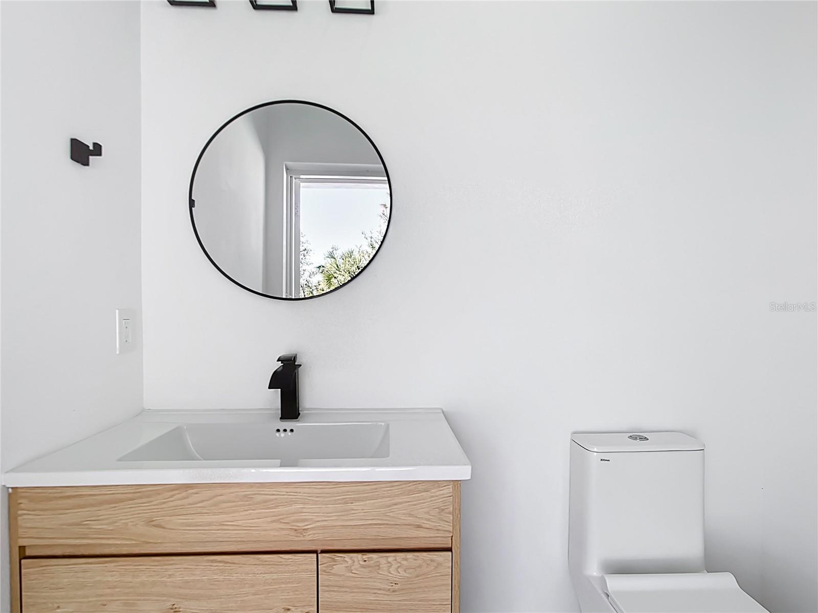 Image 16 of 34 For 174 Ingram Boulevard