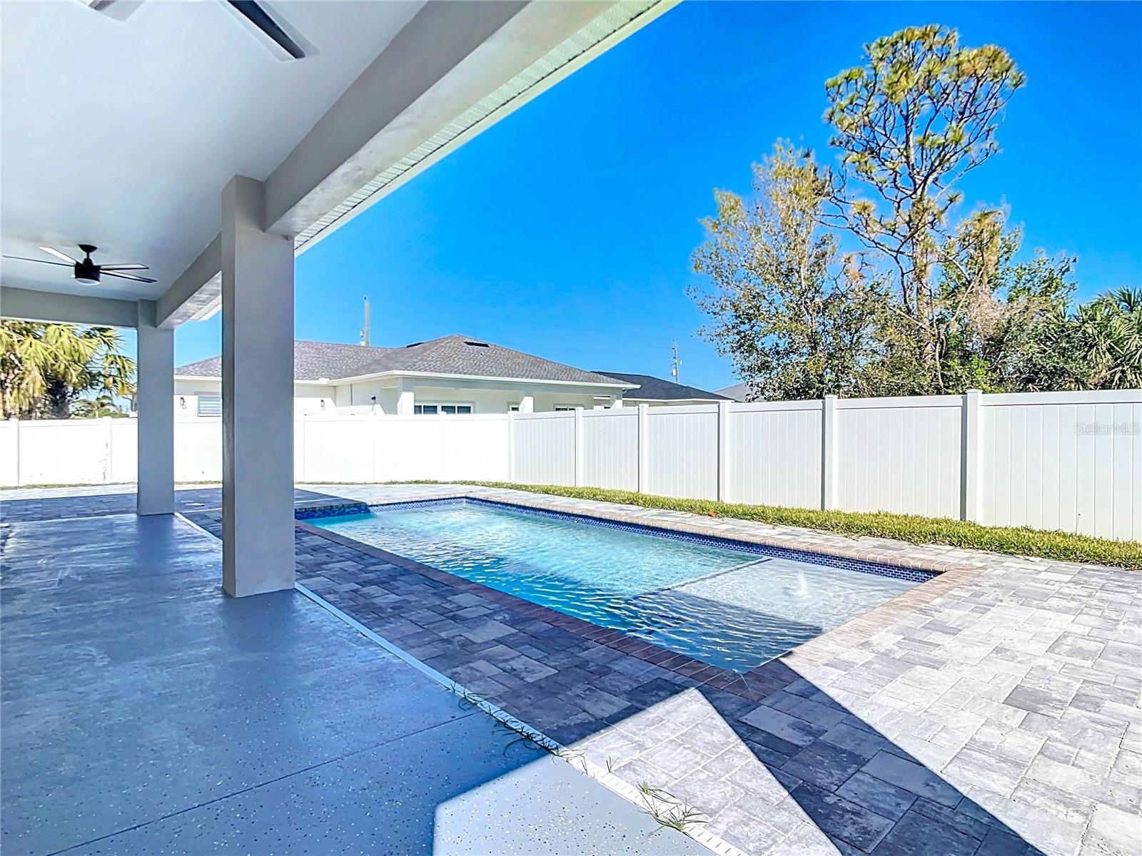 Image 28 of 34 For 174 Ingram Boulevard