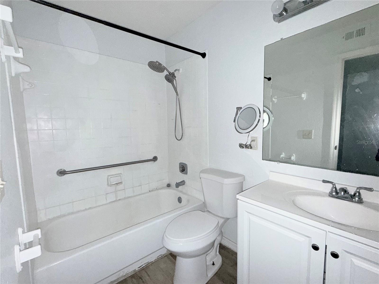 Image 13 of 24 For 1025 Hiawassee Road 2216