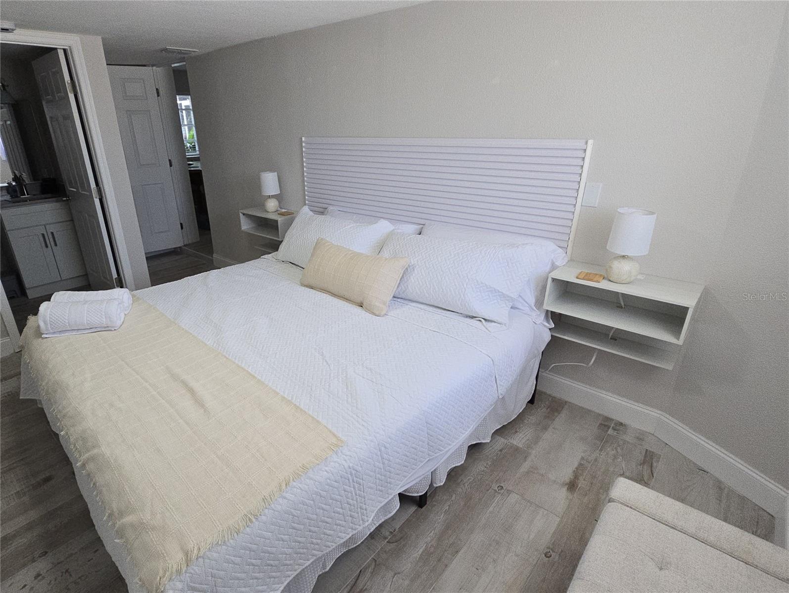 Image 12 of 41 For 2107 Pine Terrace