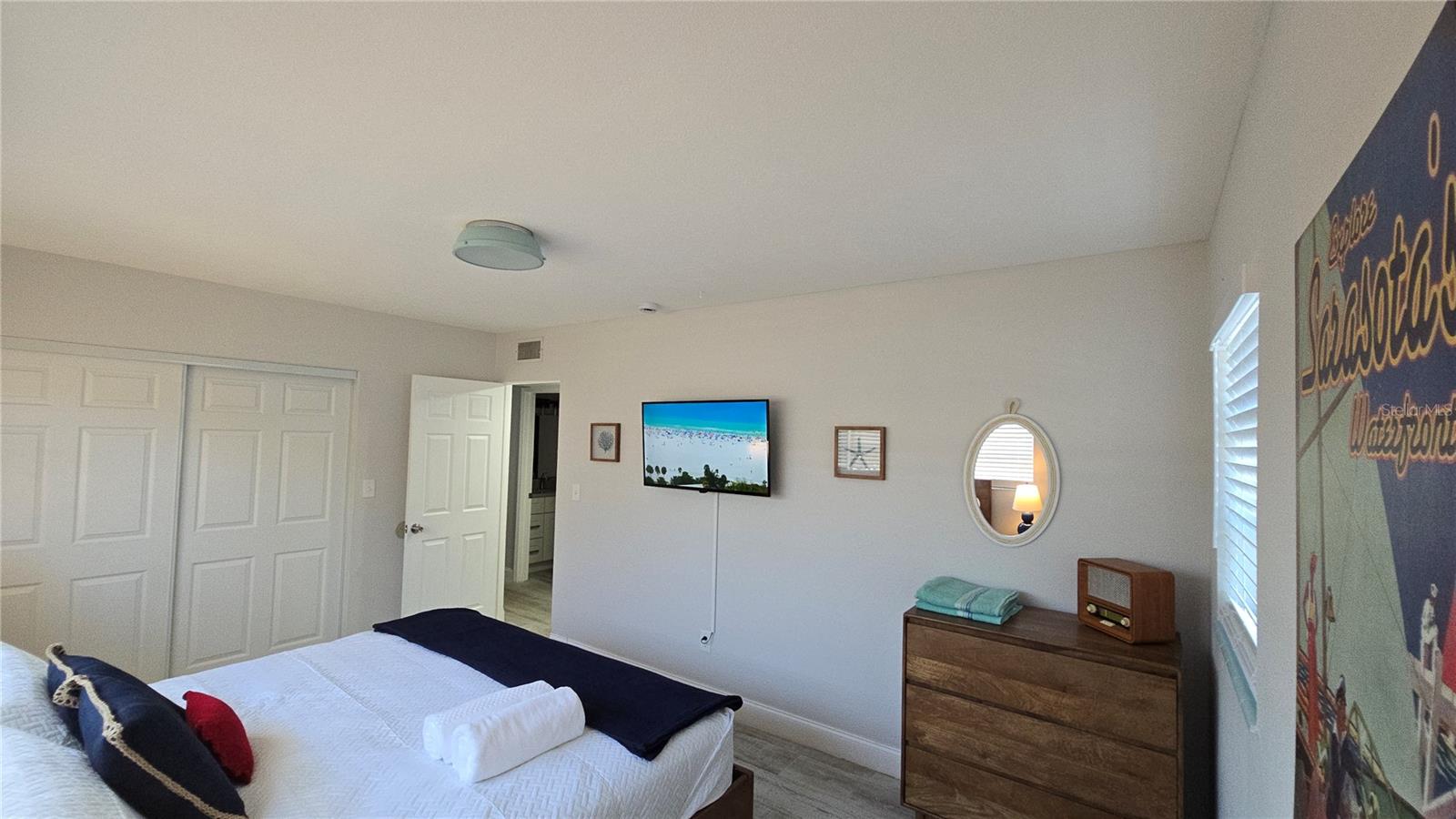 Image 17 of 41 For 2107 Pine Terrace