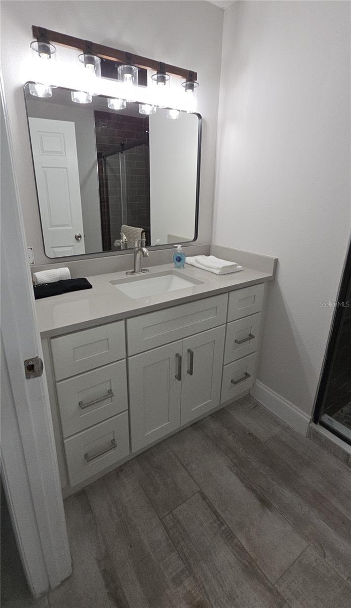 Image 20 of 41 For 2107 Pine Terrace