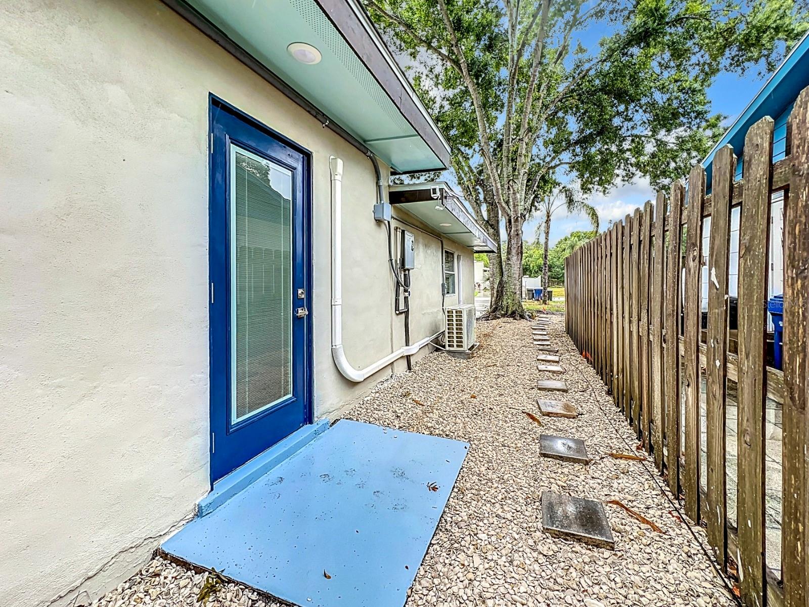 Image 29 of 41 For 2107 Pine Terrace