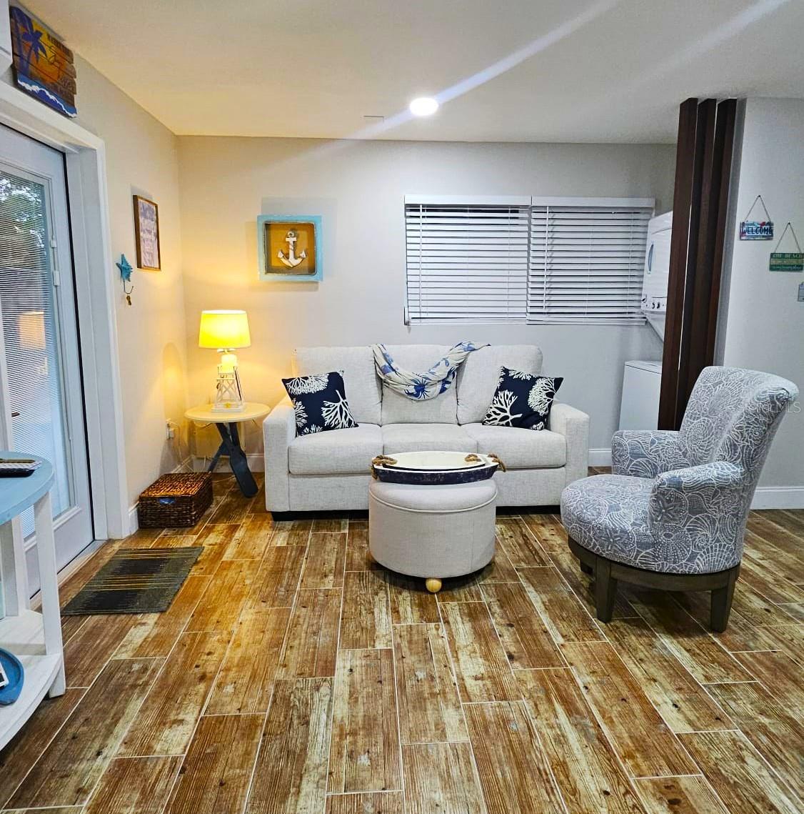 Image 32 of 41 For 2107 Pine Terrace