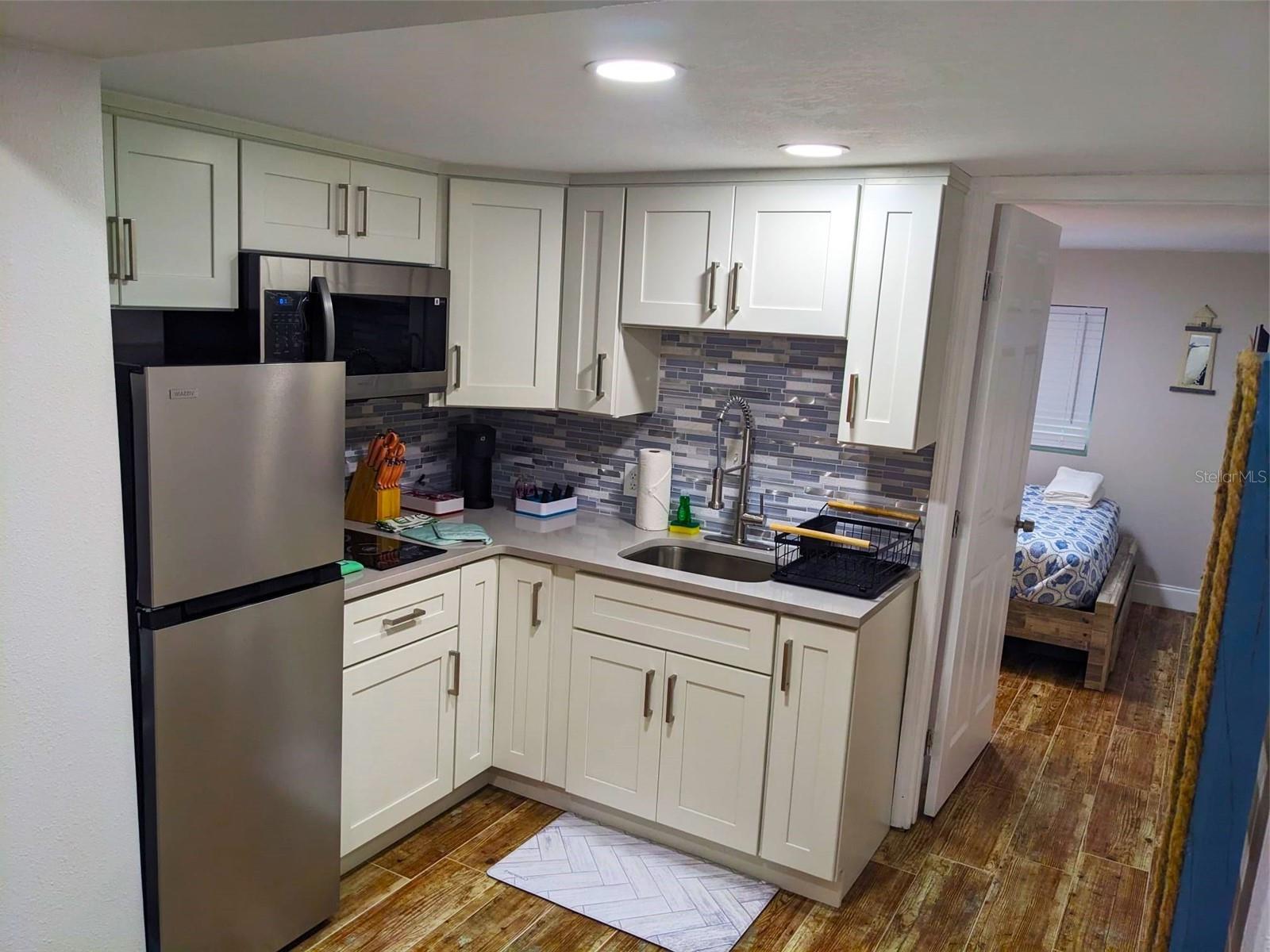 Image 37 of 41 For 2107 Pine Terrace