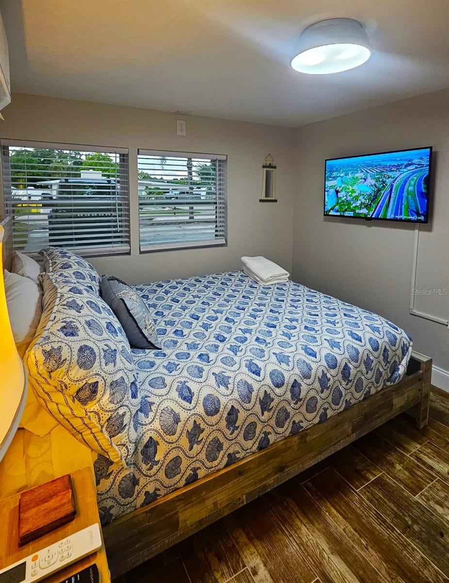 Image 39 of 41 For 2107 Pine Terrace