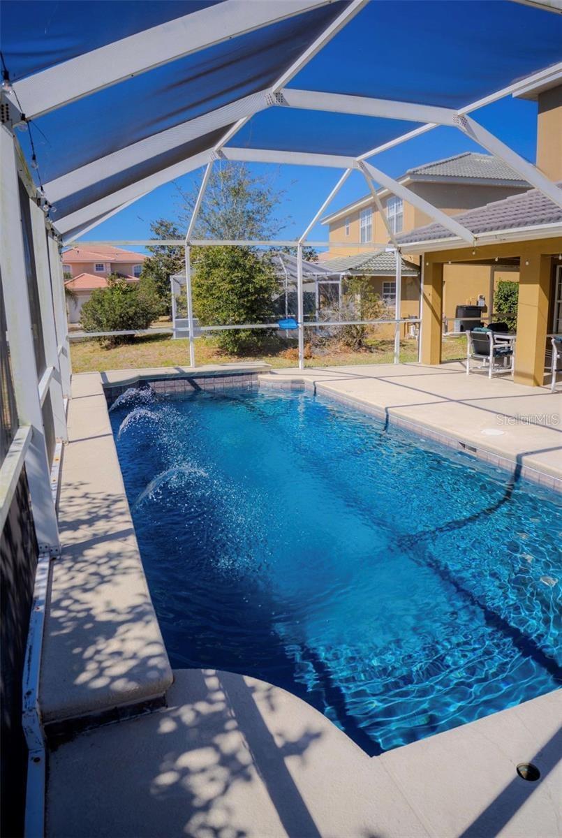 Image 18 of 84 For 416 Vista Loop