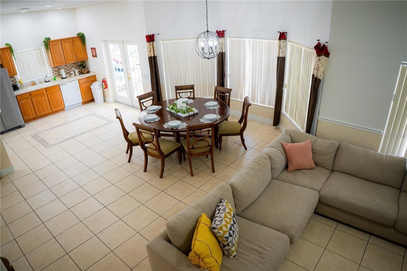 Image 31 of 84 For 416 Vista Loop