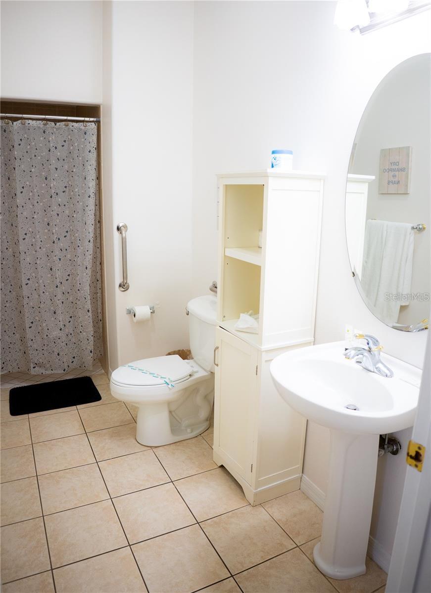 Image 38 of 84 For 416 Vista Loop