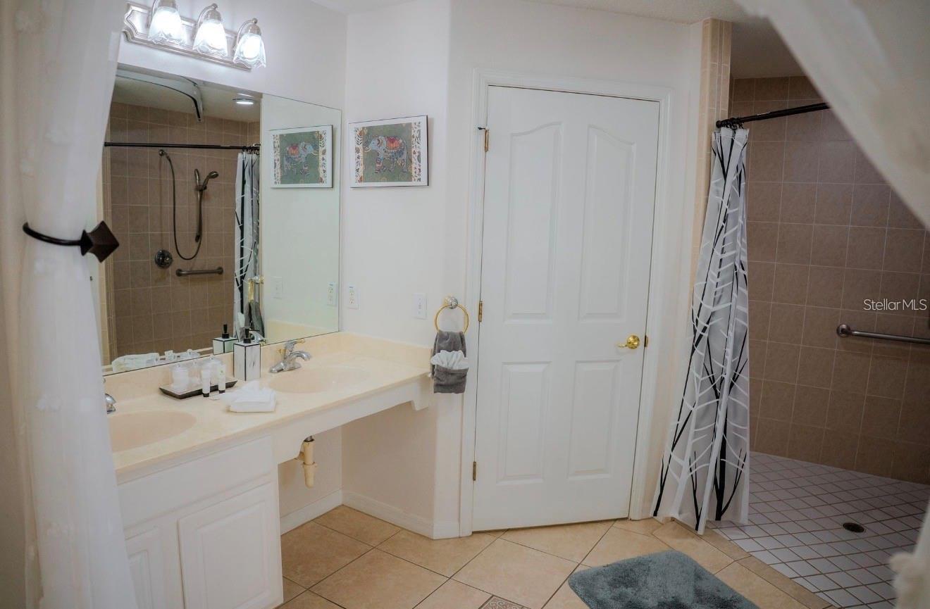 Image 50 of 84 For 416 Vista Loop