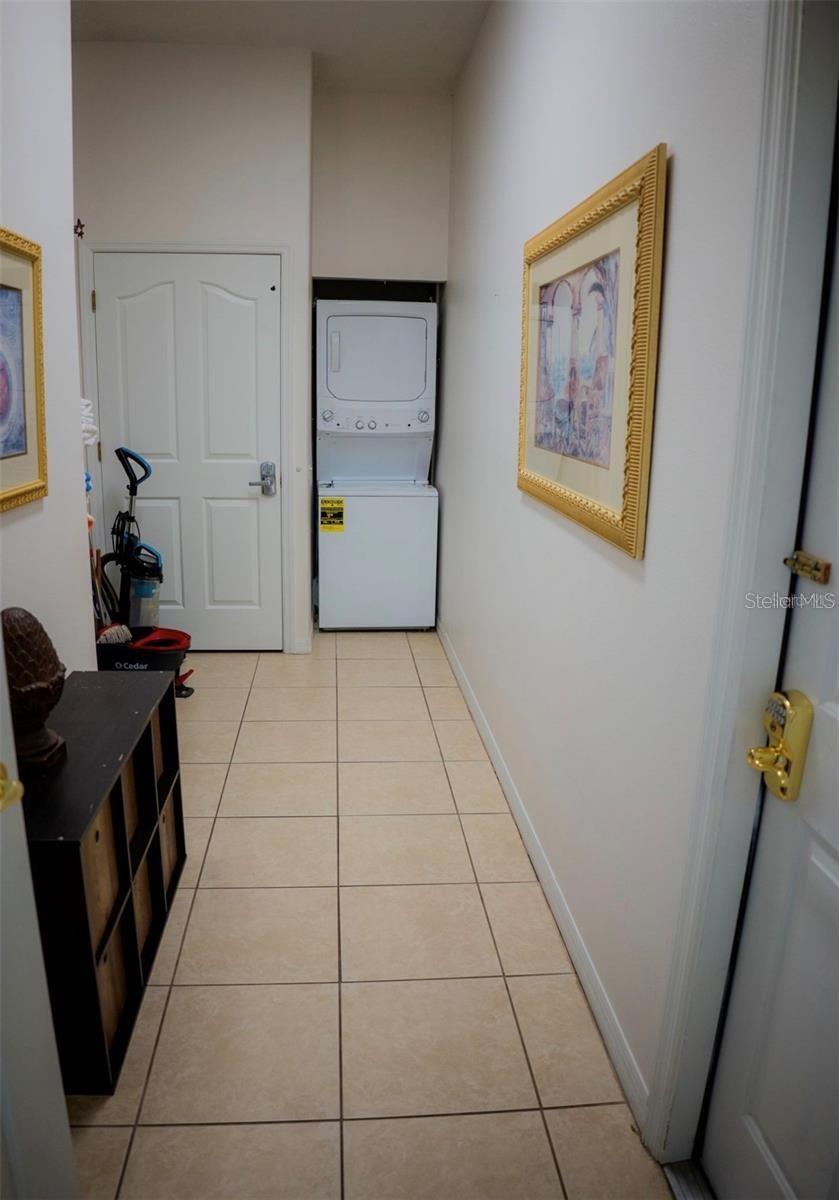 Image 67 of 84 For 416 Vista Loop