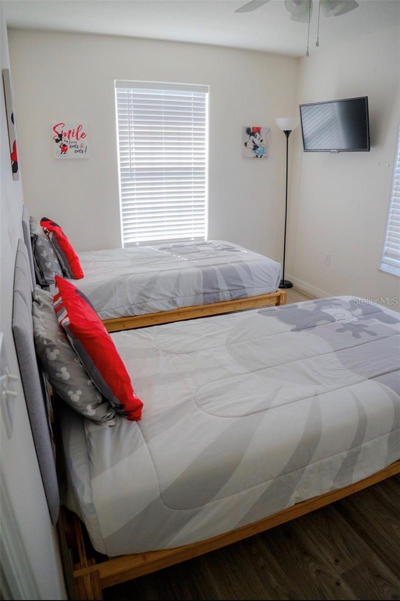 Image 72 of 84 For 416 Vista Loop