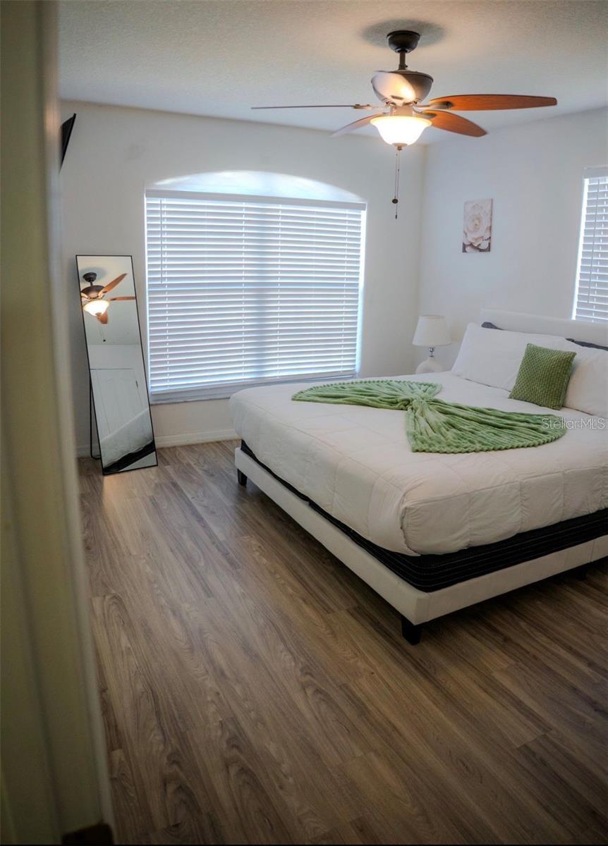 Image 75 of 84 For 416 Vista Loop