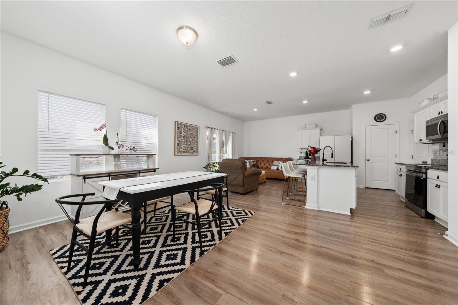 Image 29 of 52 For 2149 Treasure Hill Street