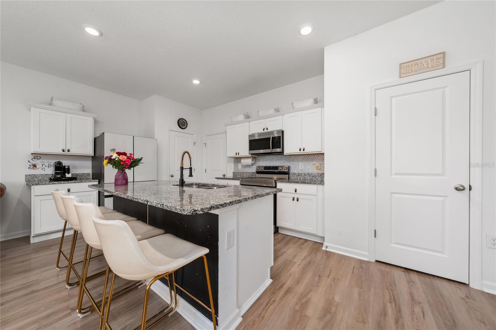 Image 31 of 52 For 2149 Treasure Hill Street