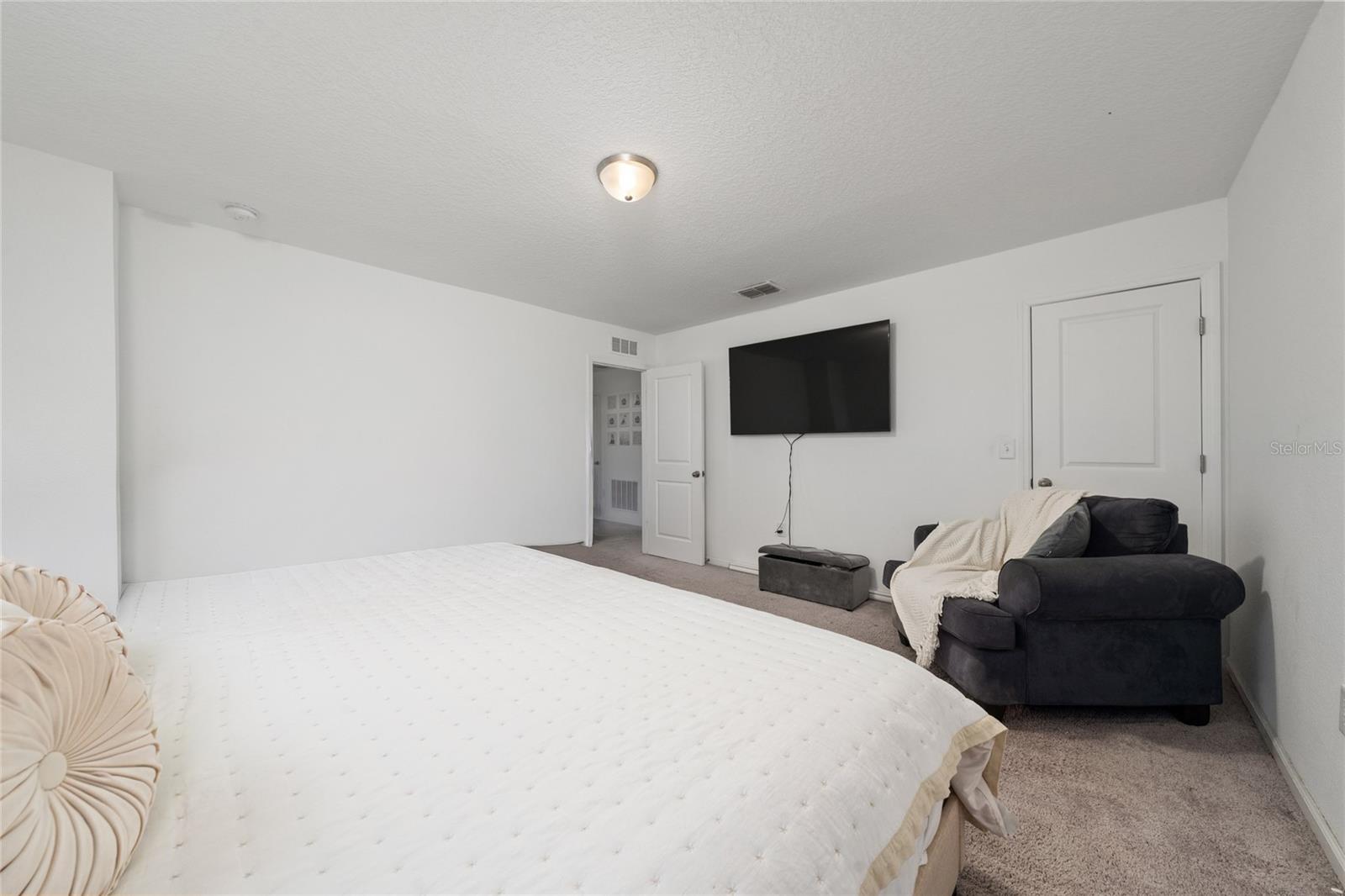 Image 42 of 52 For 2149 Treasure Hill Street