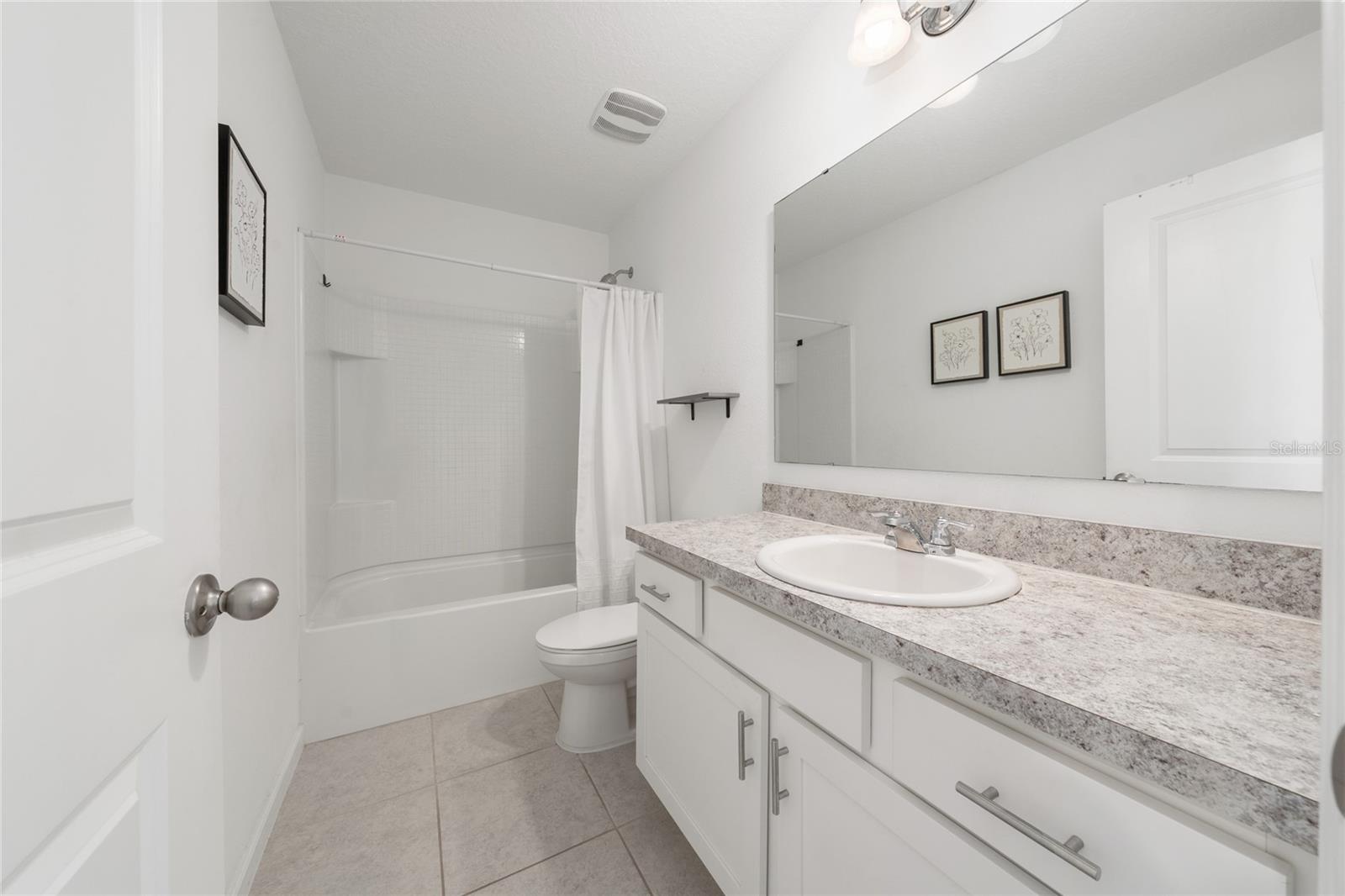 Image 43 of 52 For 2149 Treasure Hill Street