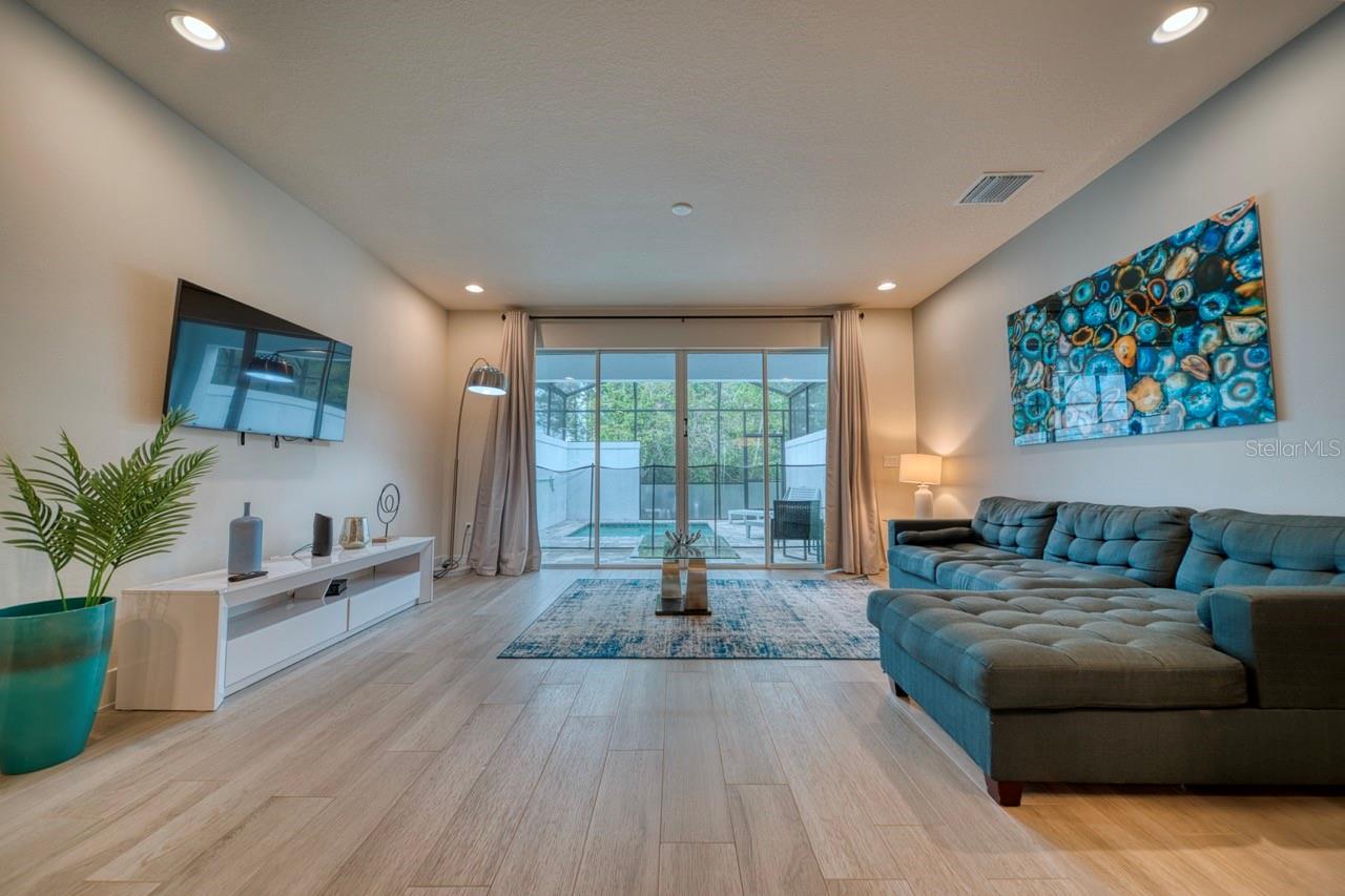 Image 16 of 52 For 17352 Blessing Drive