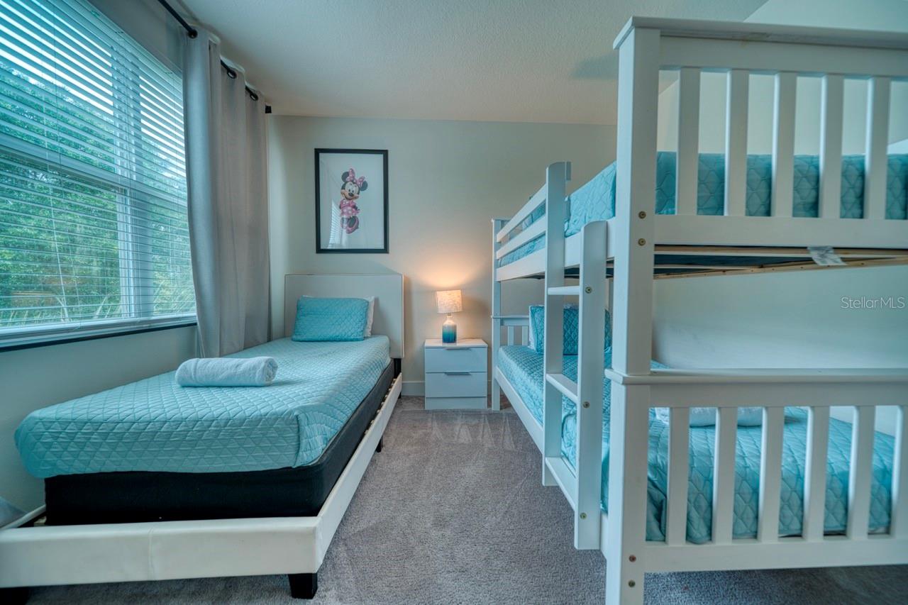 Image 41 of 52 For 17352 Blessing Drive