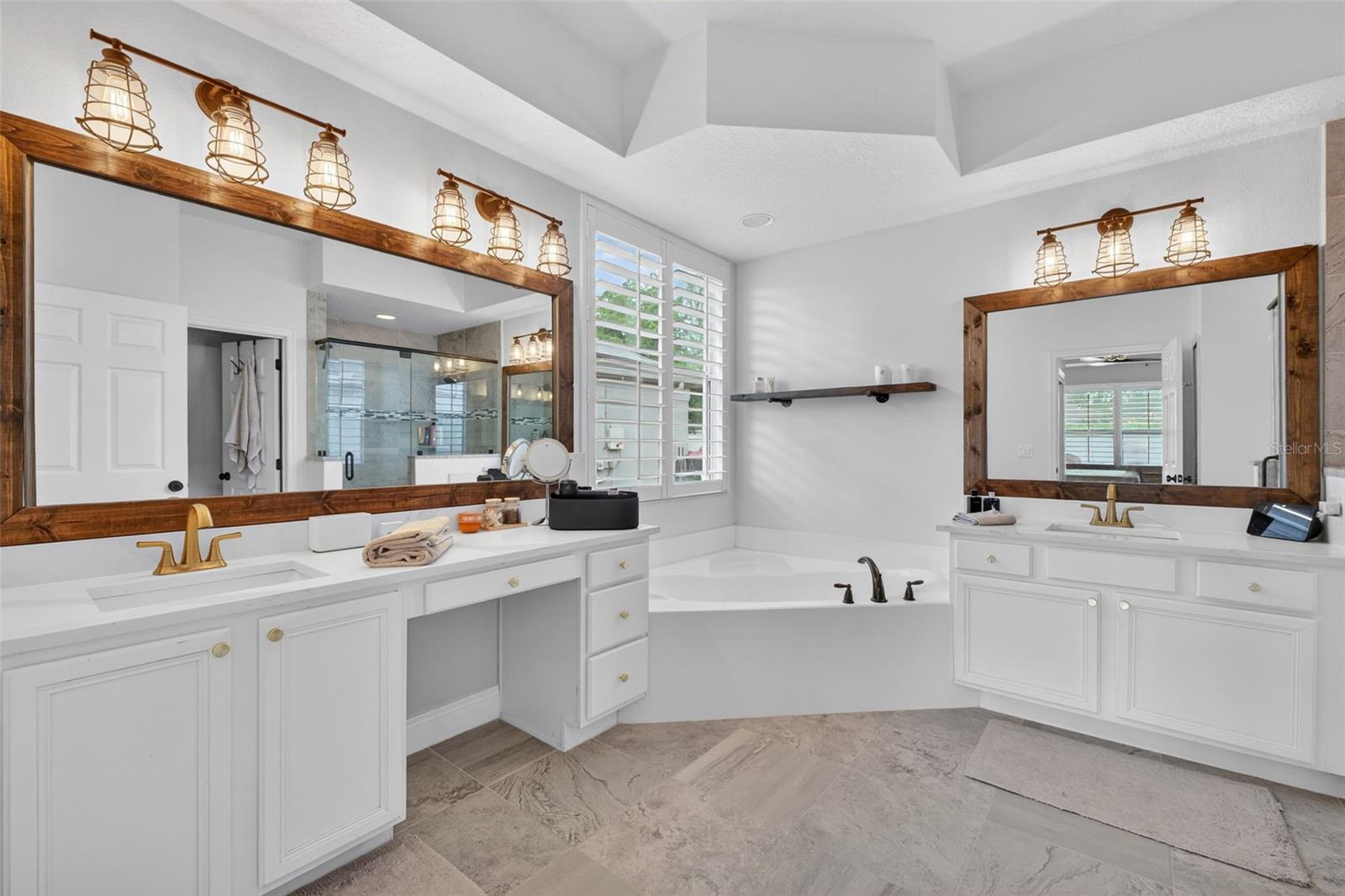 Image 25 of 40 For 2511 Water Valley Drive