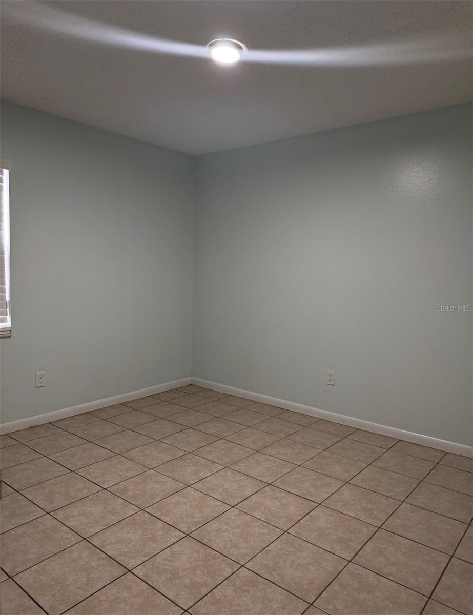 Image 10 of 11 For 1755 108 Th Lane 2