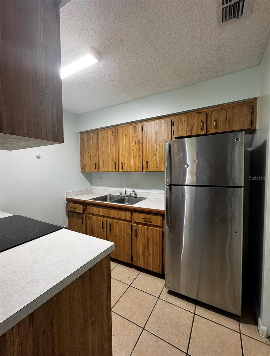 Image 4 of 11 For 1755 108 Th Lane 2