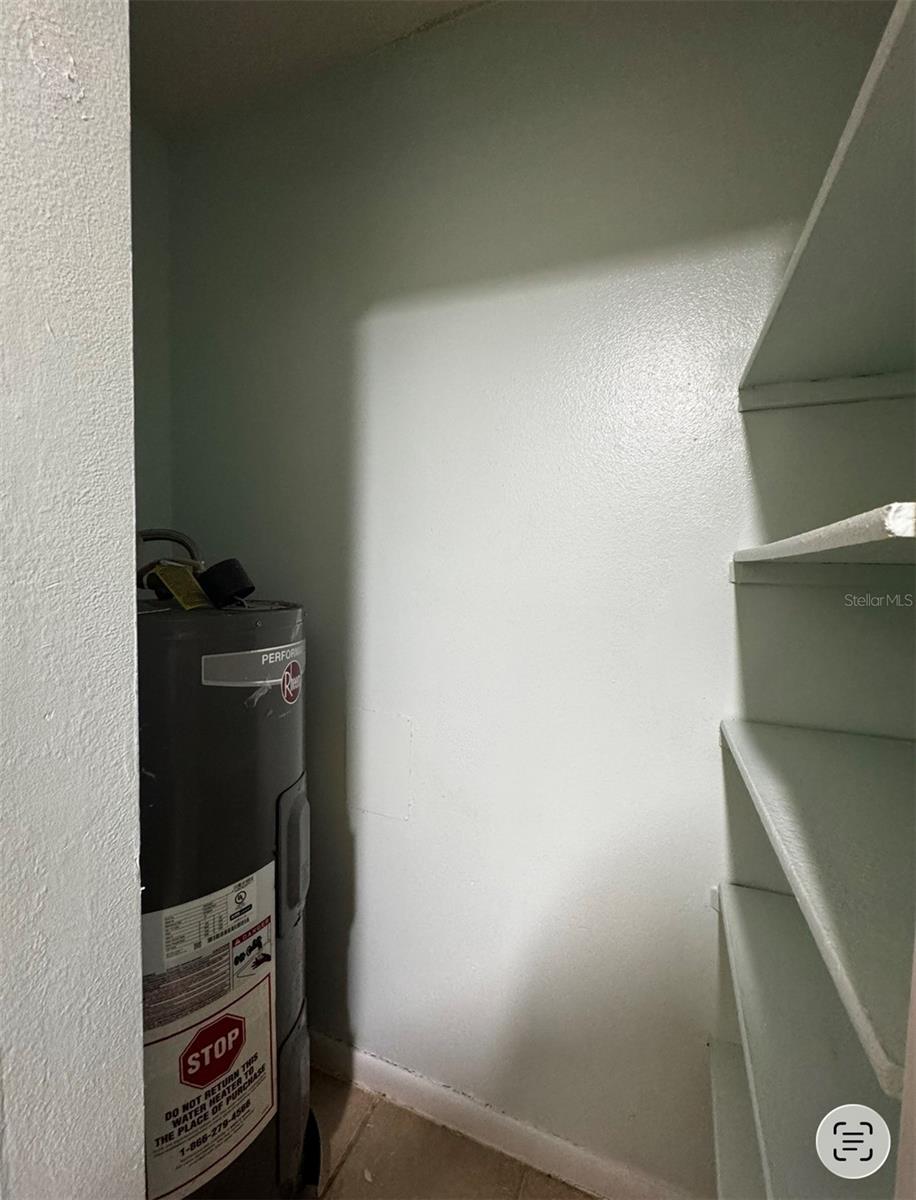 Image 5 of 11 For 1755 108 Th Lane 2