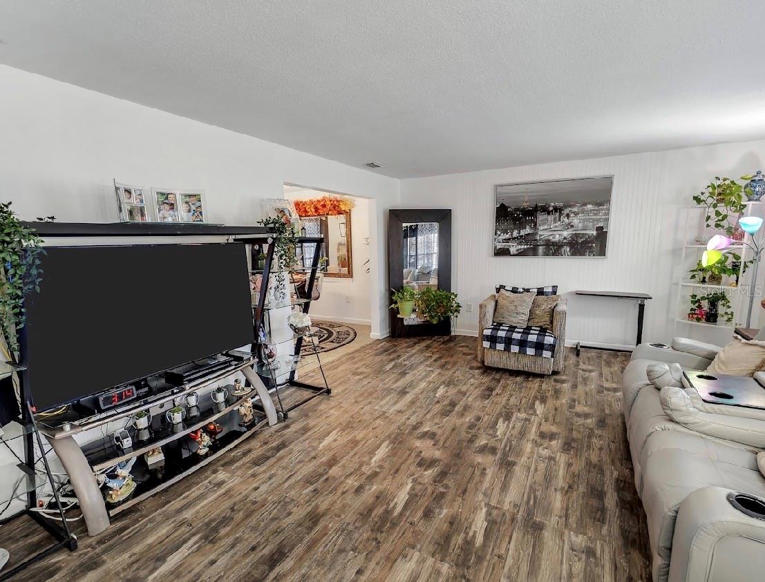 Image 6 of 25 For 5516 Sedgefield Street