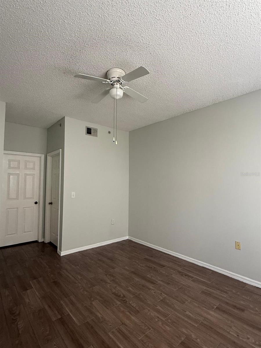 Image 12 of 19 For 10831 Windsor Walk Drive 311